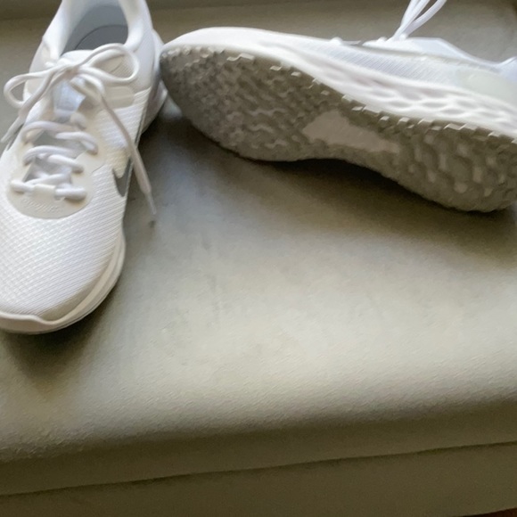 Nike Revolution 6
Women's Road Running Shoes - Picture 3 of 5